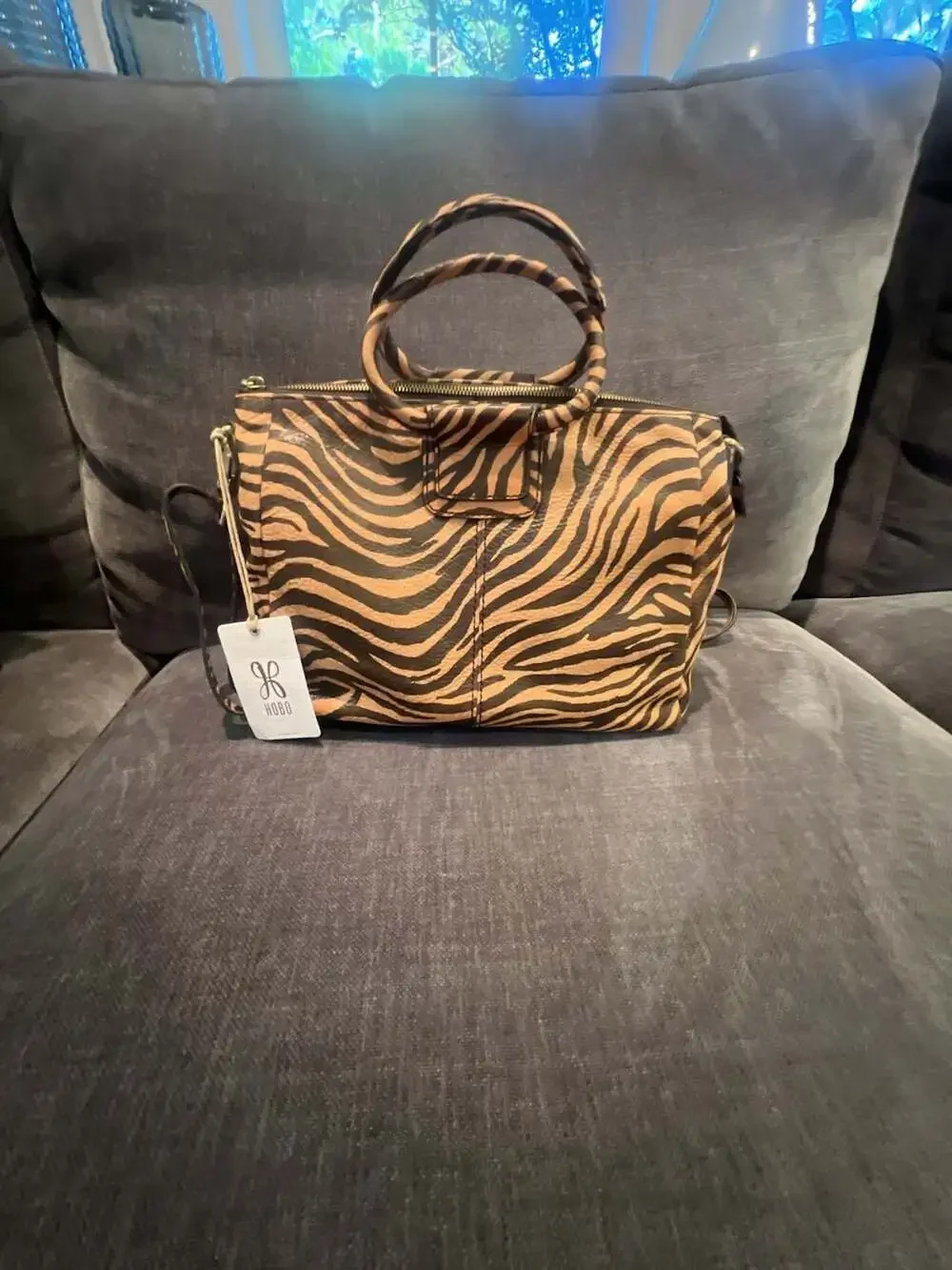 Hobo Sheila Medium Leather Handbag in Zebra Stripes